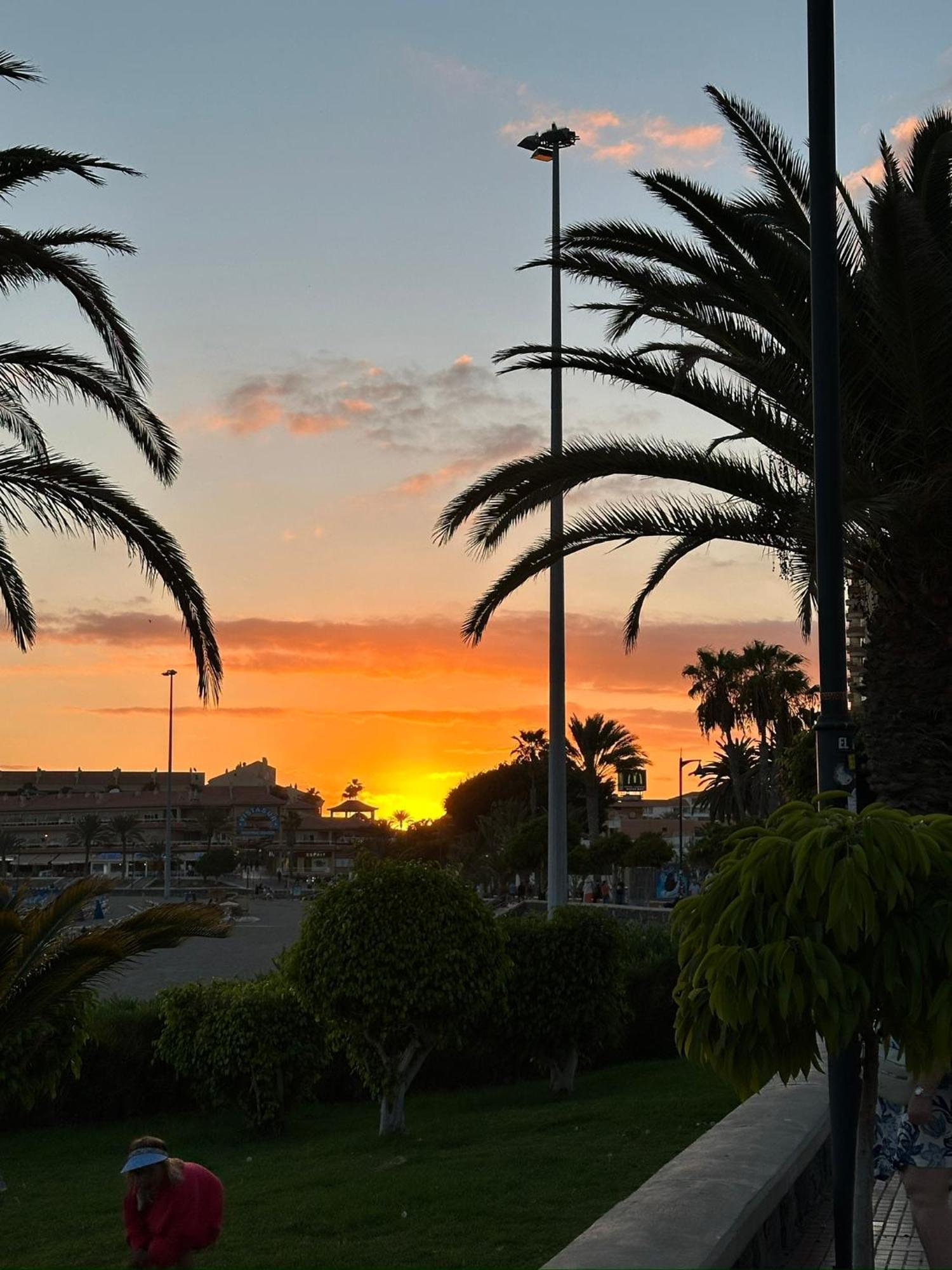 Luxury Diamond - Ocean View, Big Terraces, Air Con, Wifi Apartment Los Cristianos  Exterior photo